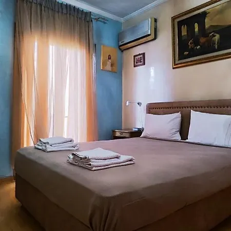 Aurea Residenza Mitropoleos Apartment